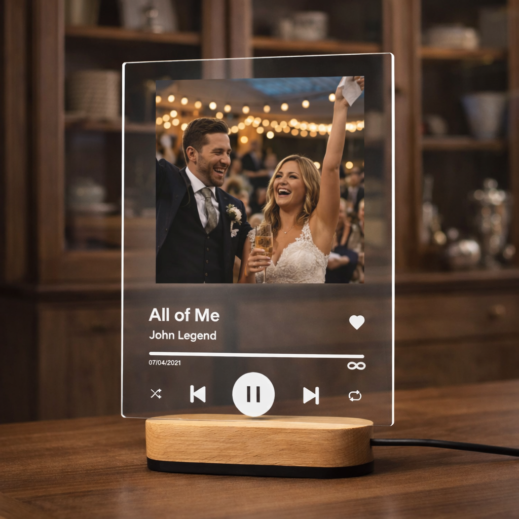 Custom wedding music plaque detail